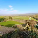 Eastend Leyburn