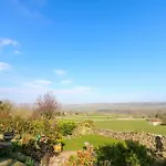 Eastend * Leyburn